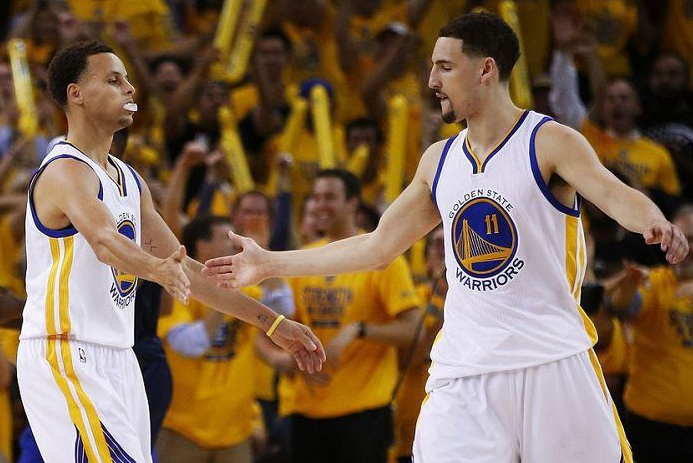  库里生涯第30次50+，勇士终结火箭连胜  